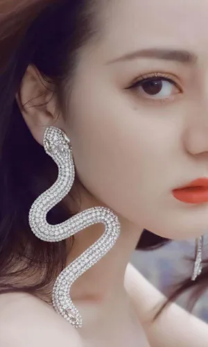  Wear Statement Earrings